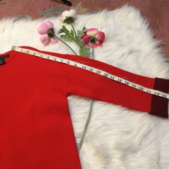 Tahari Red Zip Back 3/4 Sleeve Career Sweater Top Thick Modern Size Small S - Picture 8 of 12